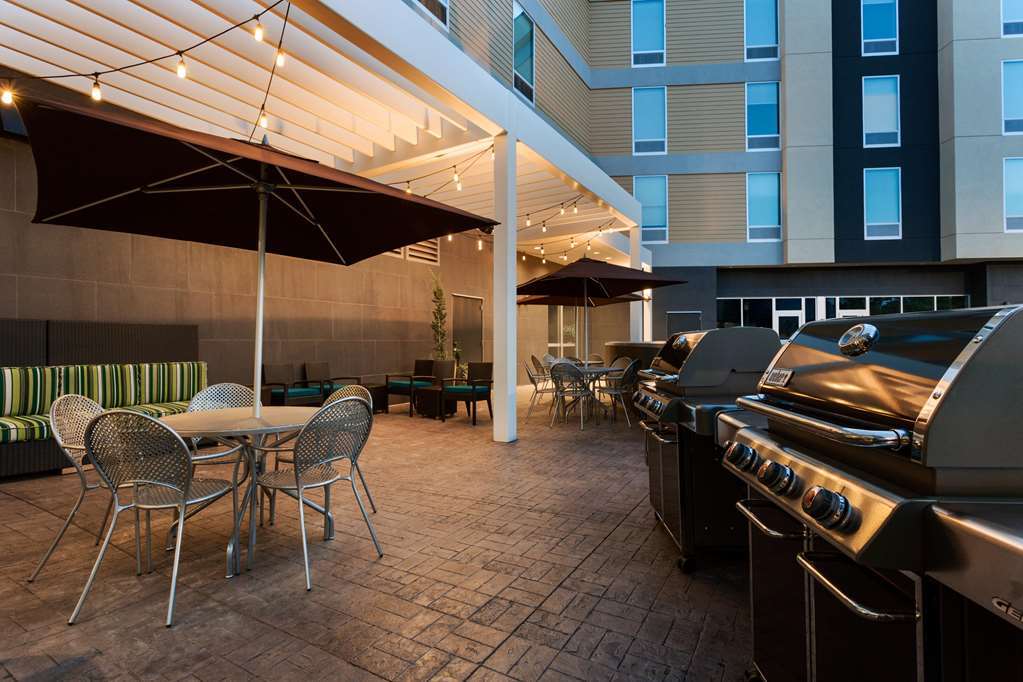 Homewood Suites By Hilton Halifax - Downtown Restoran gambar